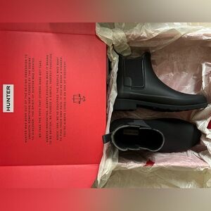Hunter Refined Chelsea Boot Size 6
